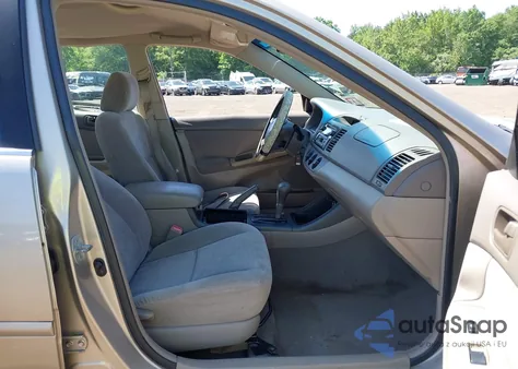 2004 Toyota Camry Le из США, поврежденный, VIN 4T1BE32K54U932098